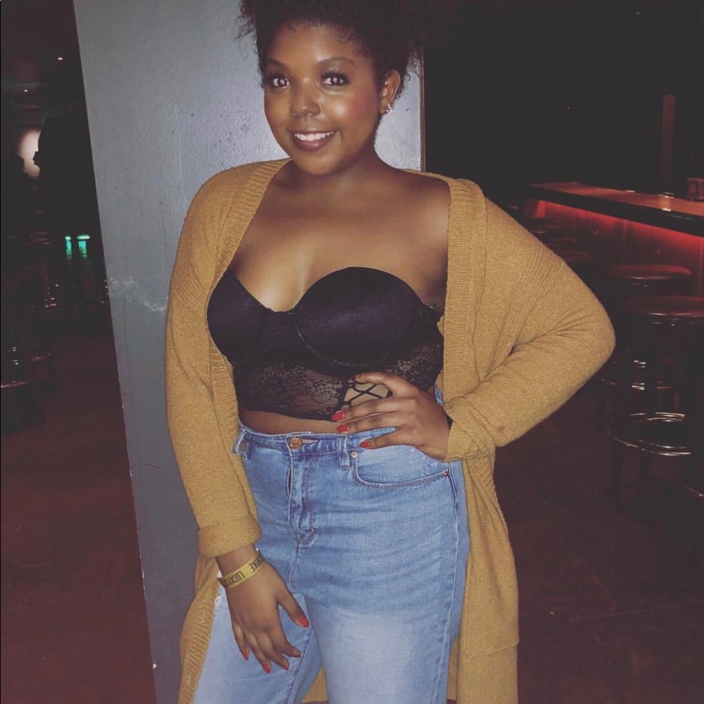 Meet your Posher, Janelle